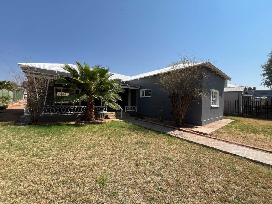 3 Bedroom Property for Sale in Die Rand Northern Cape